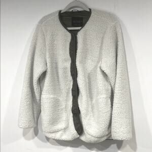 sanctuary White Sherpa Jacket with Green  size medium